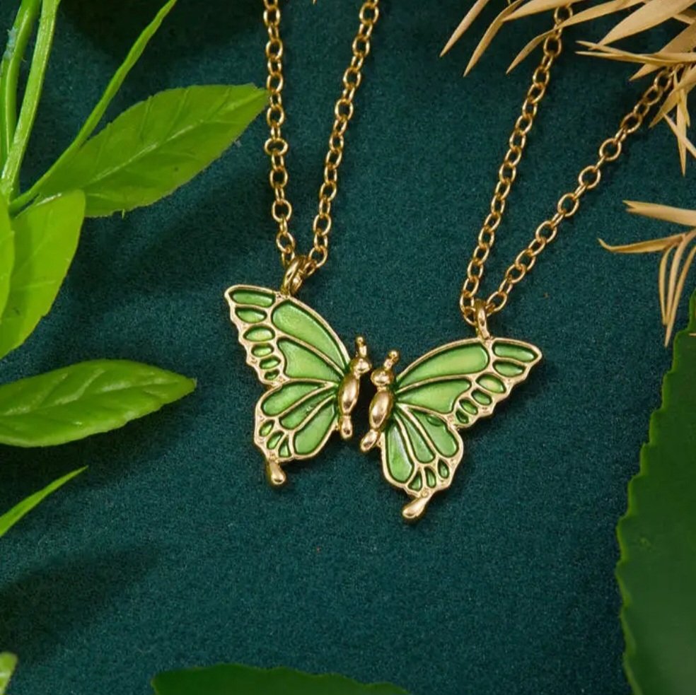 Trendy Beautiful Enamel Butterfly Pendant Locket For Girls and Women - Green - Image 3